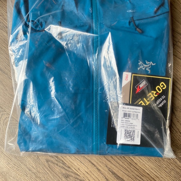 Arc’teryx mens Beta jacket - Picture 3 of 4